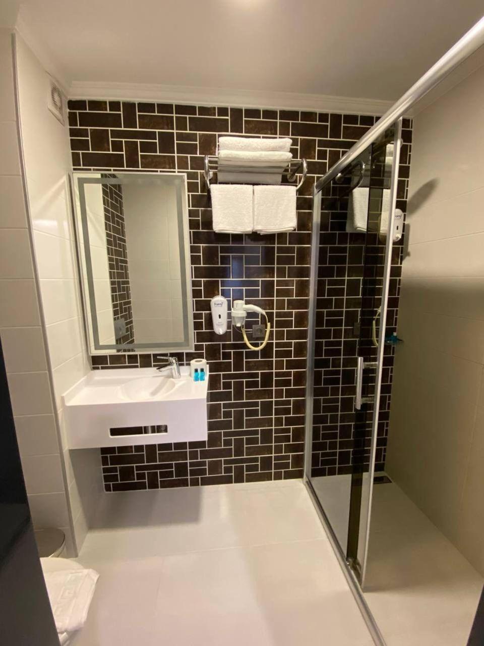 Pandora Hotel Istanbul Bagian luar foto